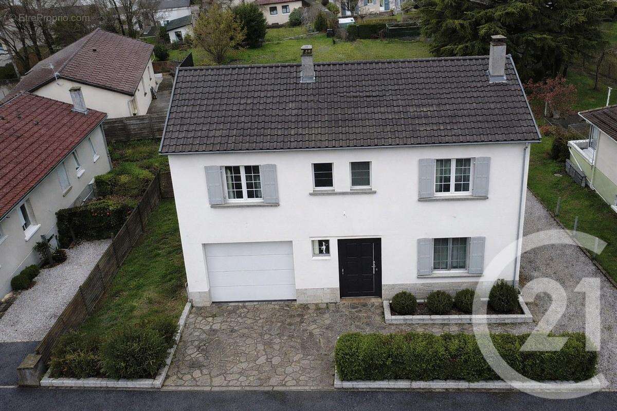 Maison 134 m² à Saint-Junien  - photo 8