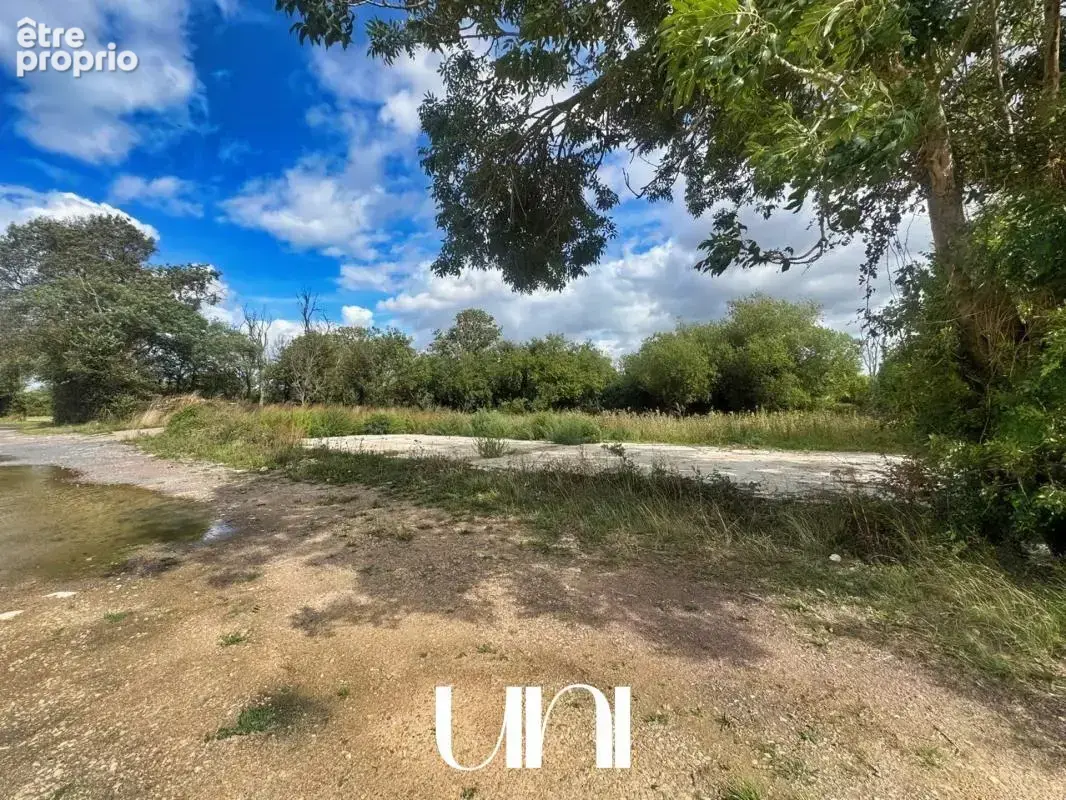 Terrain constructible de 1468 m2 - ROTS - photo 8