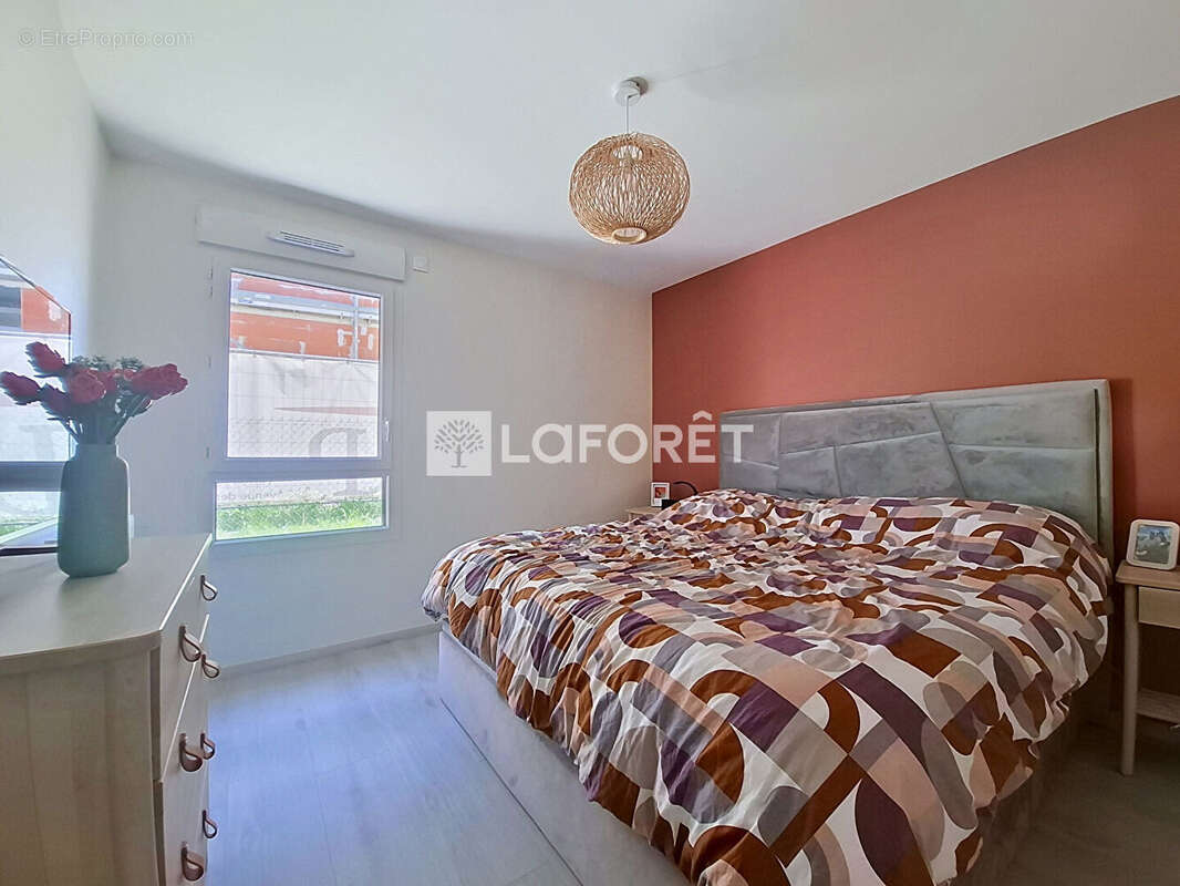 Appartement à MYANS