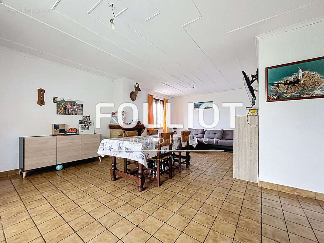 Maison à QUETTREVILLE-SUR-SIENNE