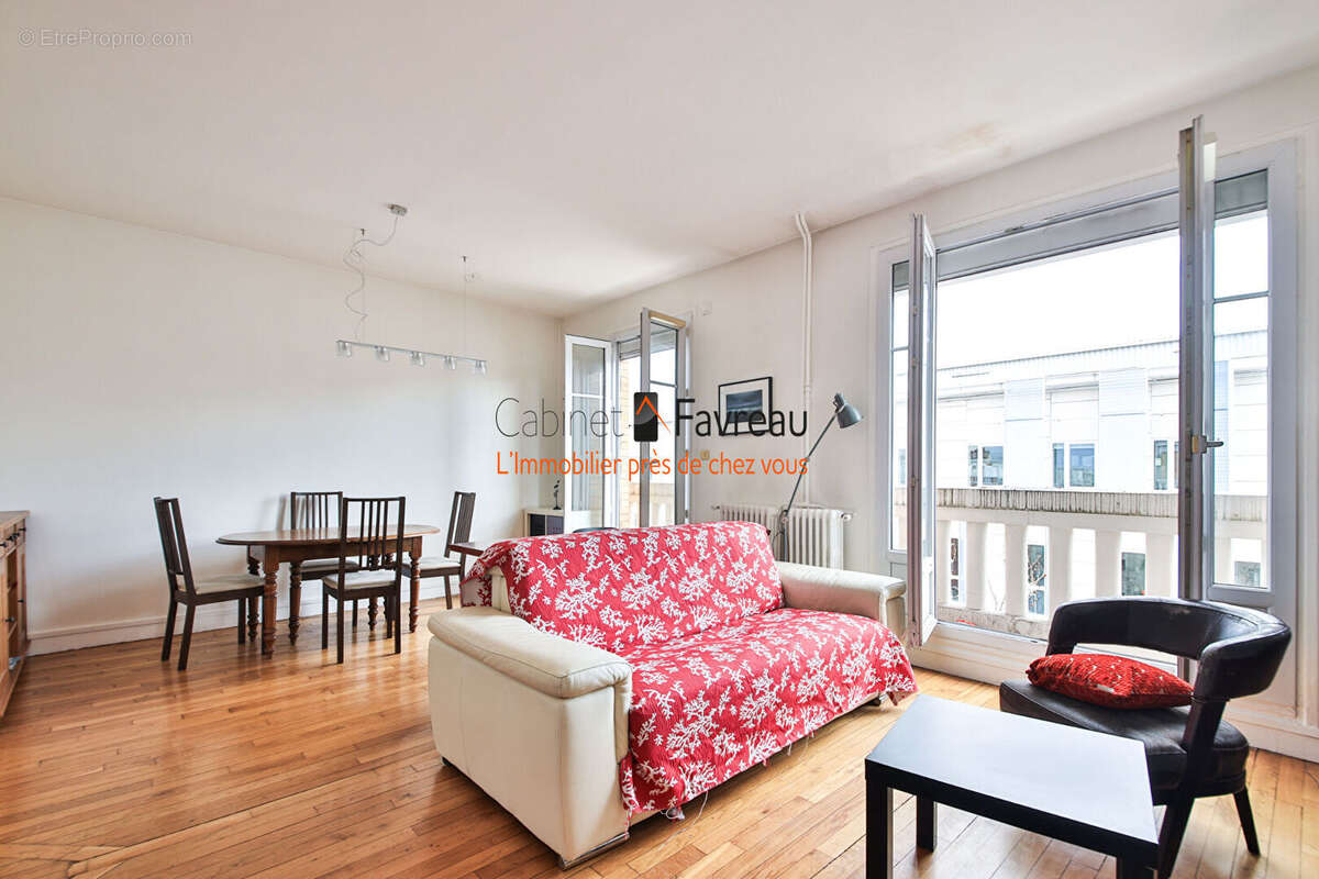 Appartement à MONTROUGE