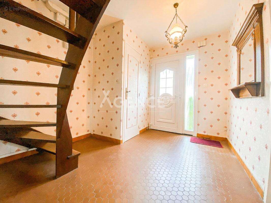 Maison à LONGUENESSE