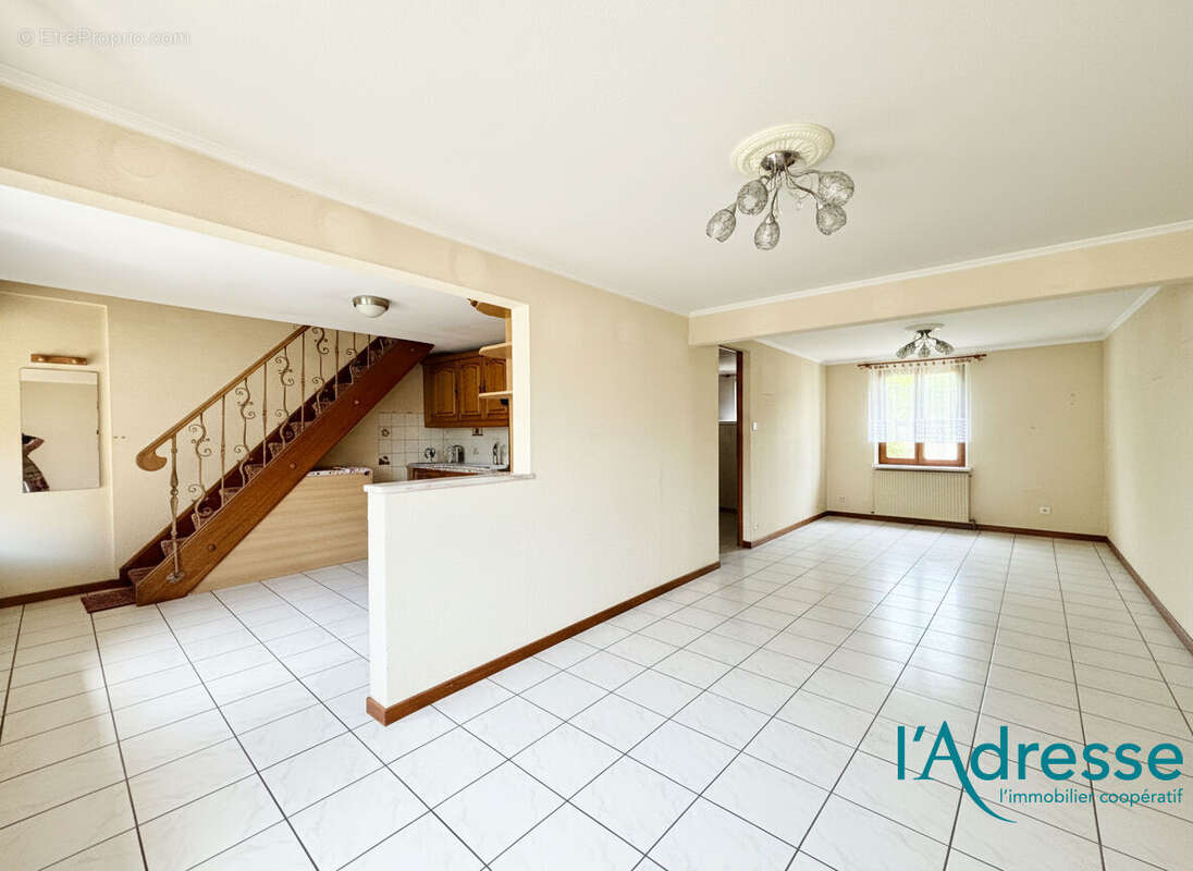 Maison Logelbach-Wintzenheim 4 pièces 81.16 m² - photo 8