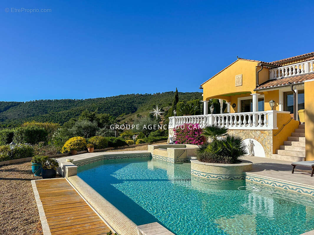 Villa vue mer 177m² 7 pièces avec 4 chambres piscine garage et car port,  aux issambres - photo 5
