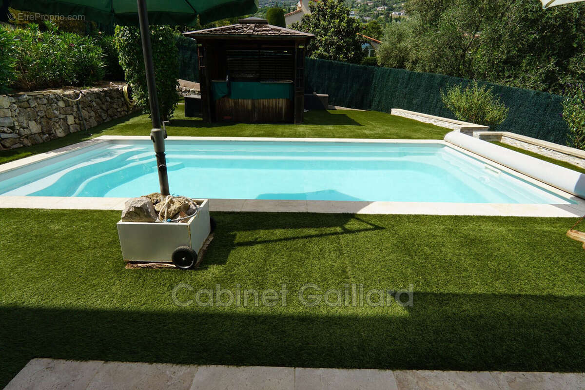 Maison 152 m² à Peymeinade  - photo 4