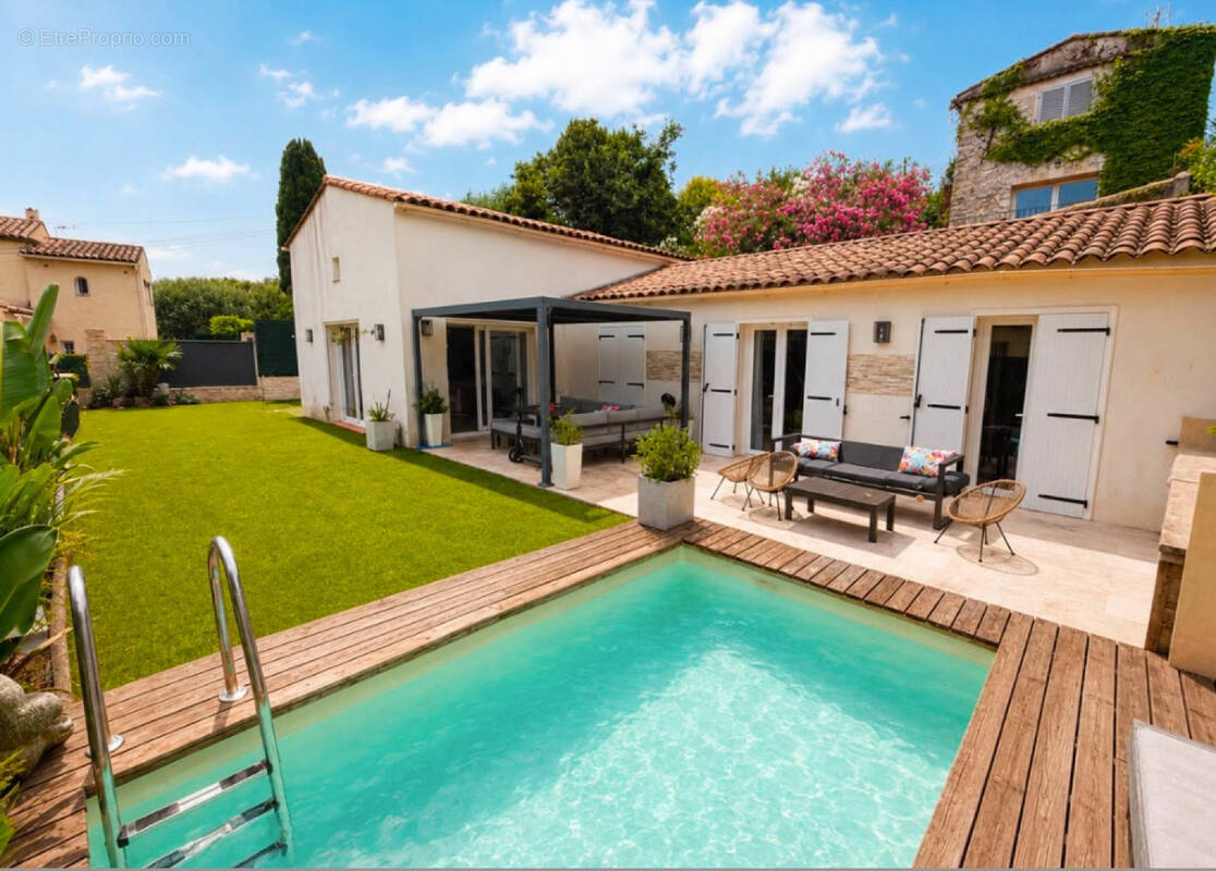 Maison à LA COLLE-SUR-LOUP