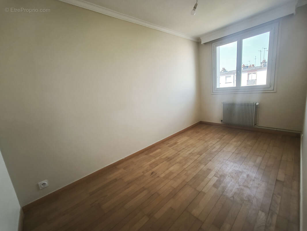 Appartement T3 rénové   Velpeau / Gare de Tours   52 m2   Lumineux - photo 6