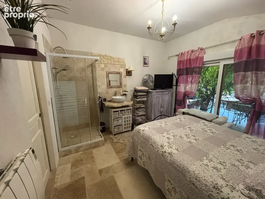 Maison de 120m2 avec Piscine en bordure de Tresques - photo 11