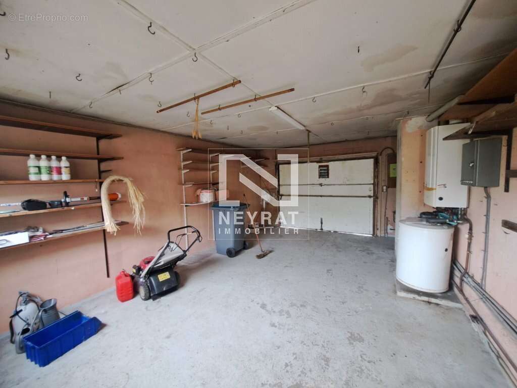 Maison à SAINT-FORGEOT