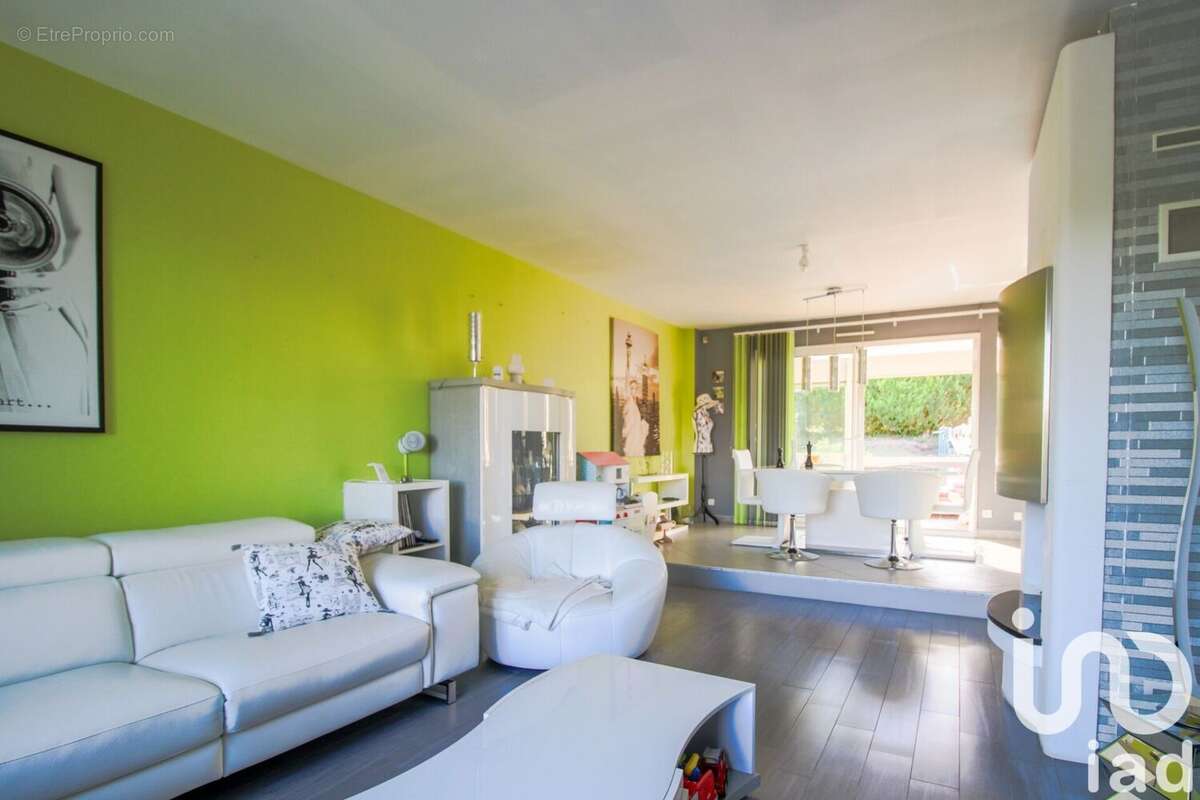Photo 5 - Maison à EPONE