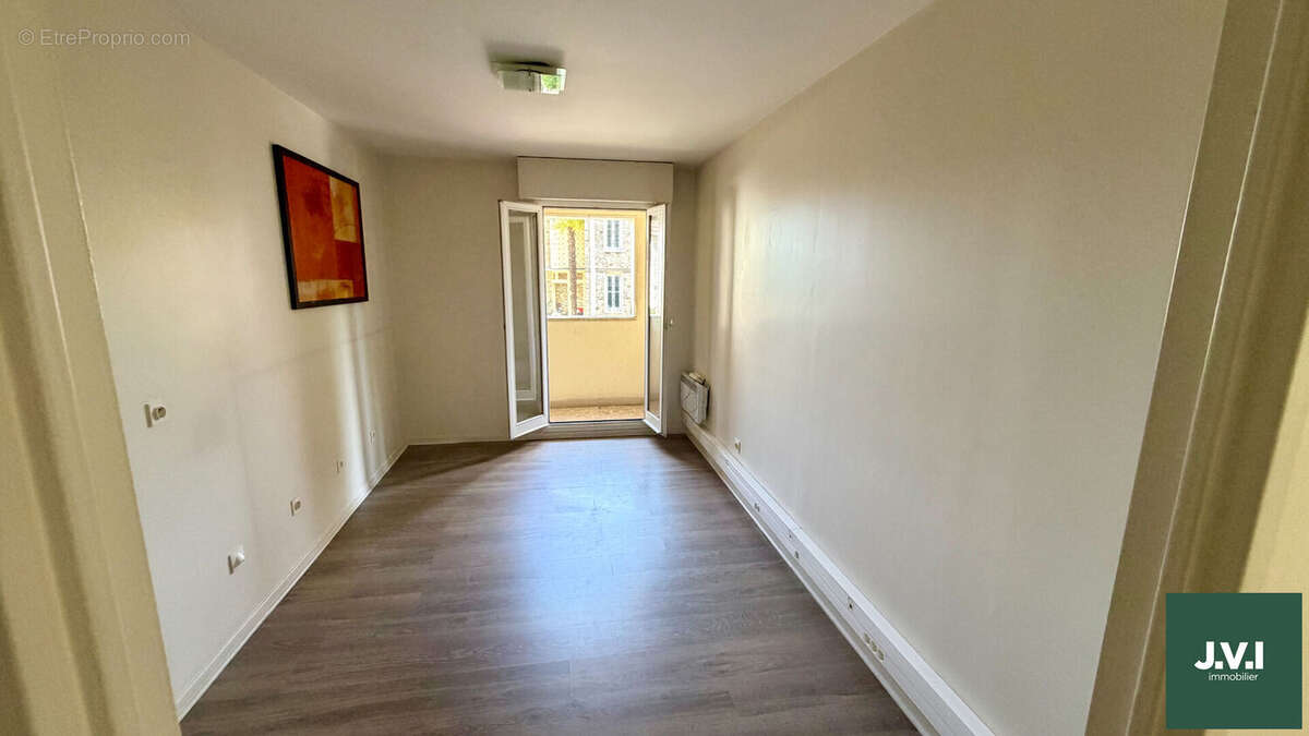 Appartement à ENGHIEN-LES-BAINS