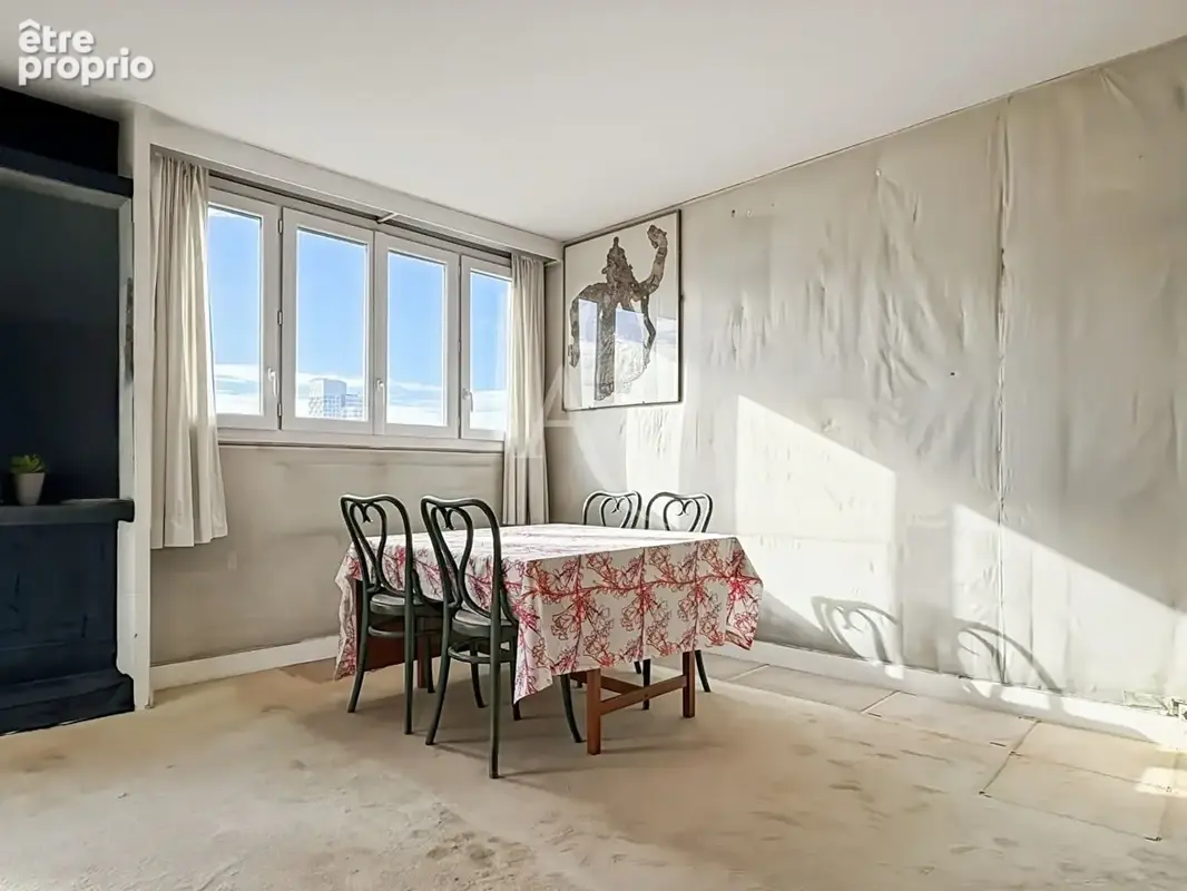 Boulogne  70 m²  3 pièces aux volumes rares  10e étage   vues dégagées - photo 5