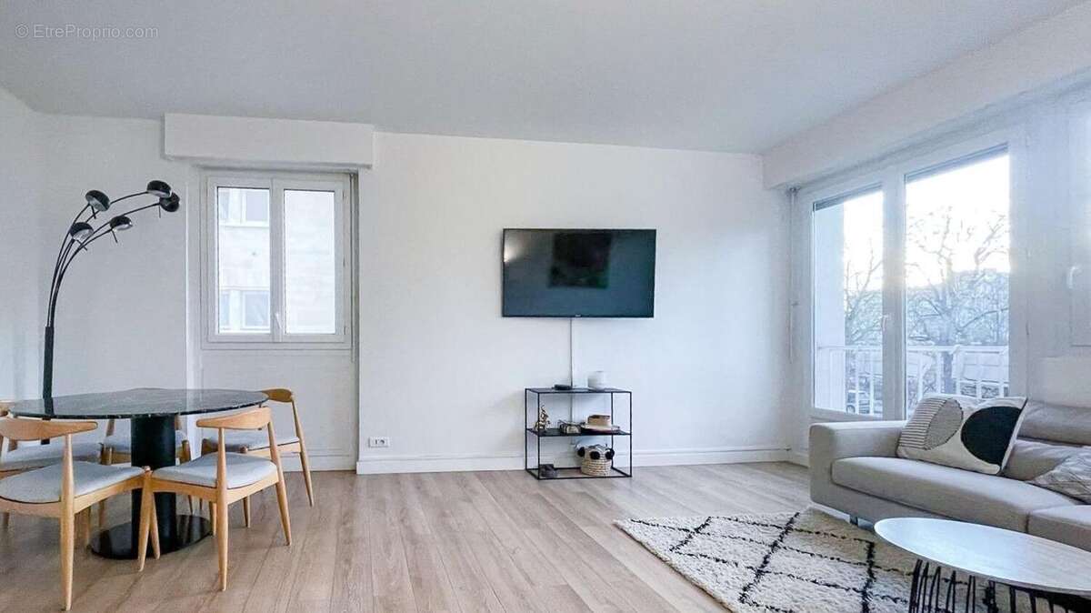 Photo 3 - Appartement à NEUILLY-SUR-SEINE
