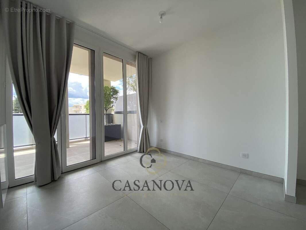 Appartement à CASTELNAU-LE-LEZ