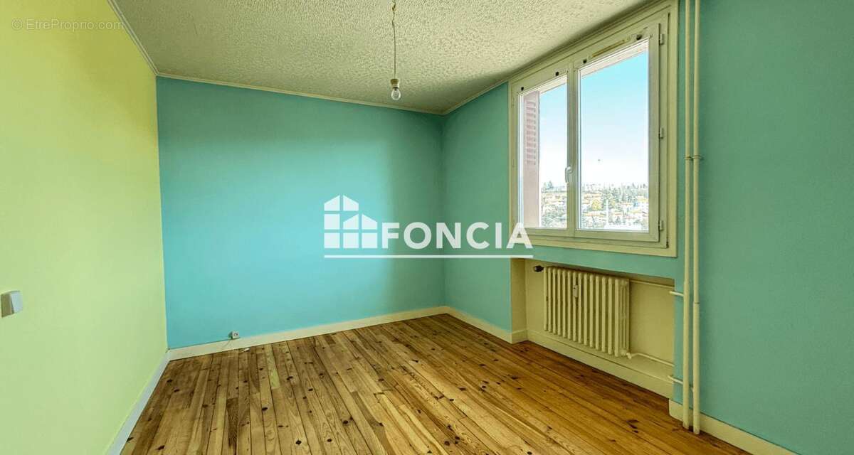 Appartement à SAINT-ETIENNE