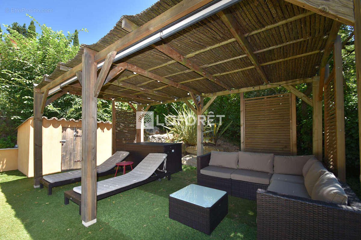 Maison à MONTAUROUX