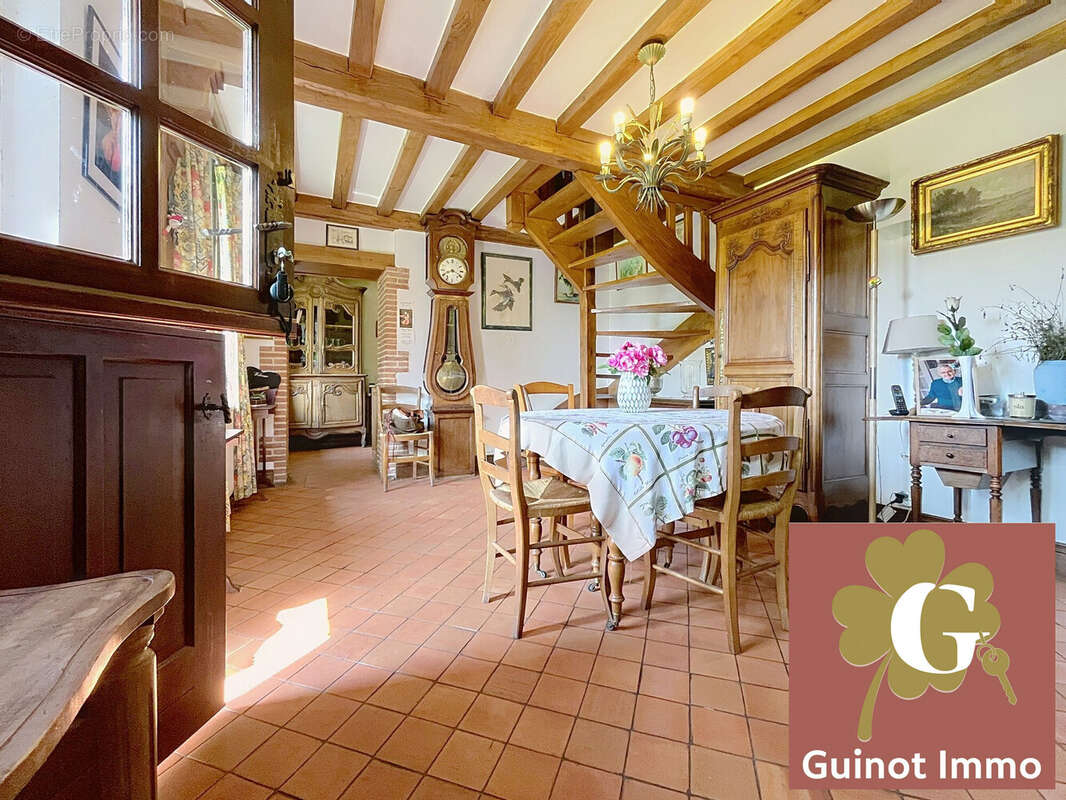 Maison à LILLEBONNE