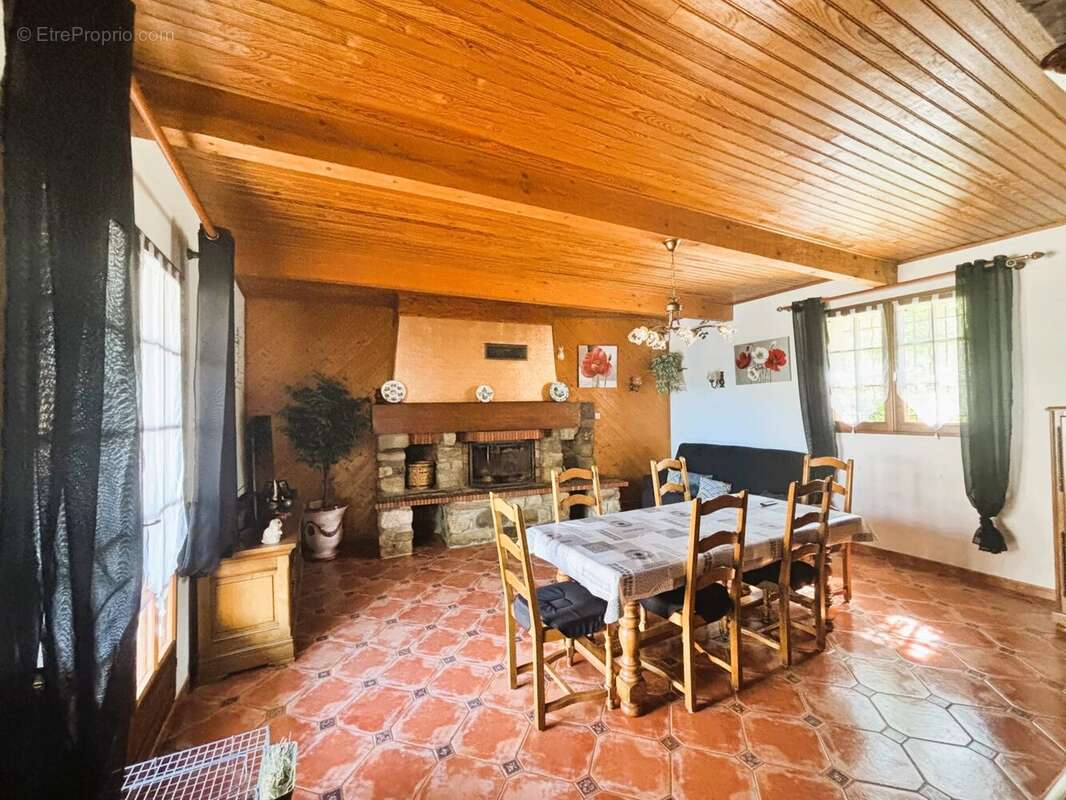 Maison à BOUCOIRAN-ET-NOZIERES