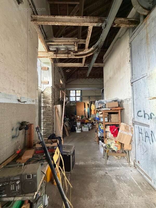 Exclusivité - entrepot / hangar / bureaux - carhaix plouguer (29) - photo 3