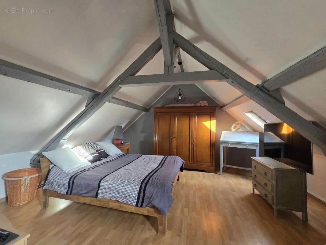 Maison à AVESNES-LES-AUBERT