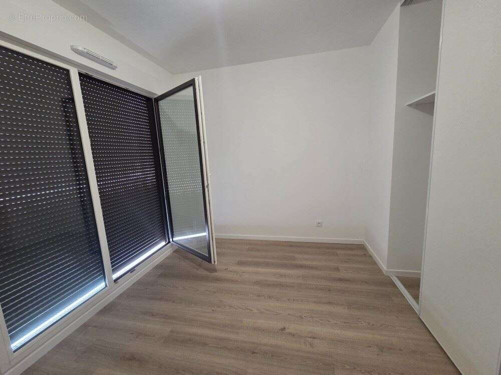 Appartement à COLOMBES