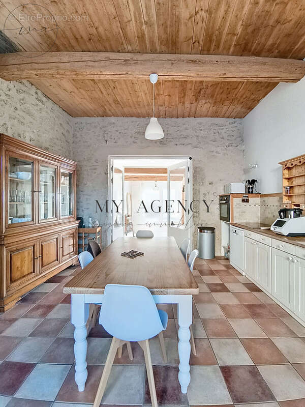 Maison à MAUREILHAN