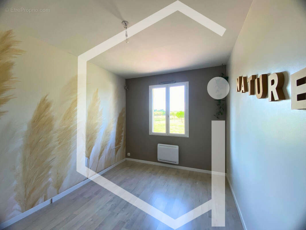 Maison à SURY-PRES-LERE