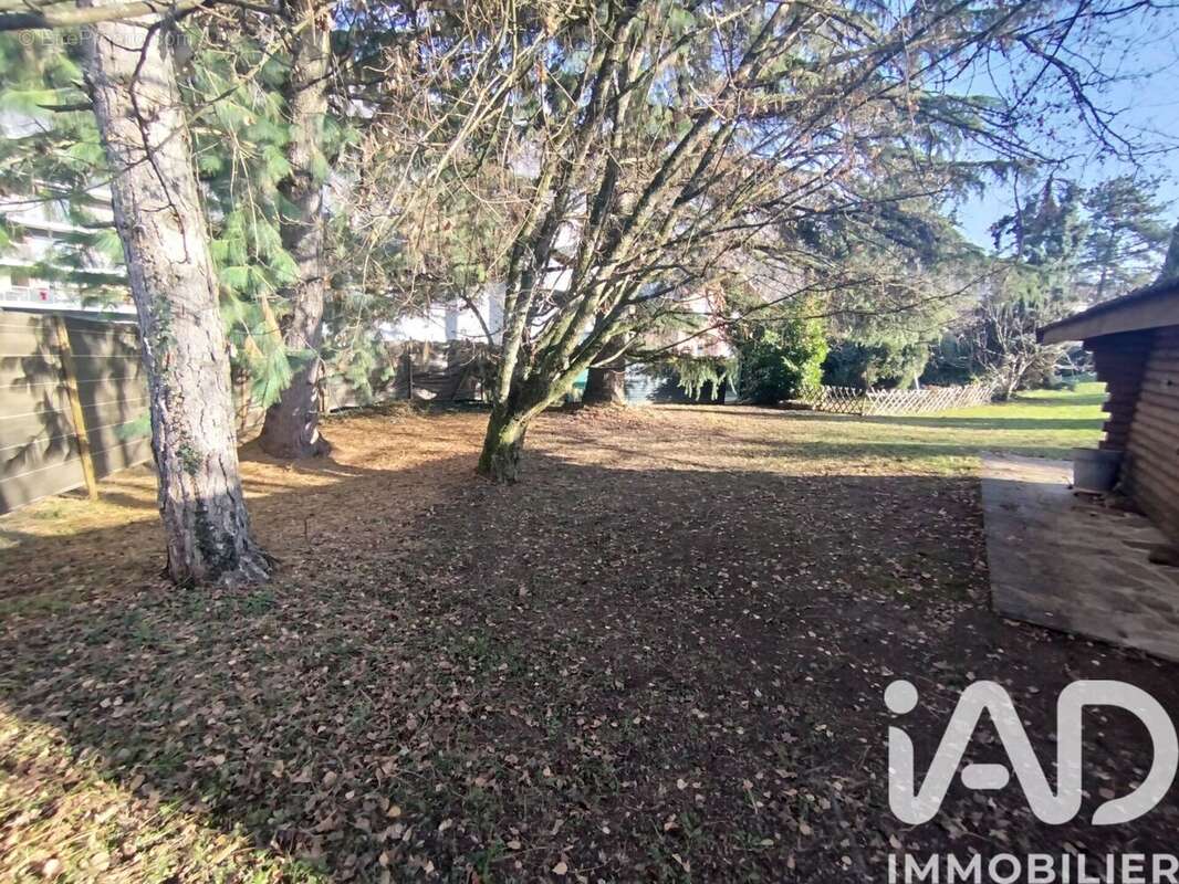 Photo 6 - Terrain à CHALLES-LES-EAUX