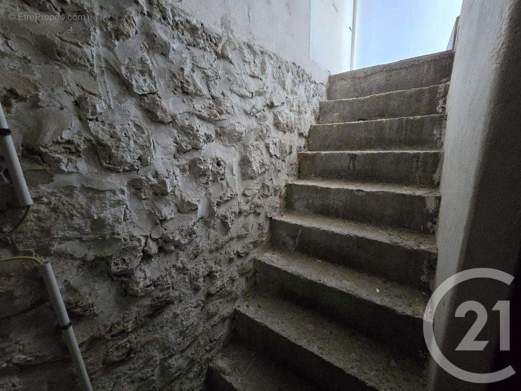 Appartement à FONTENAY-SOUS-BOIS