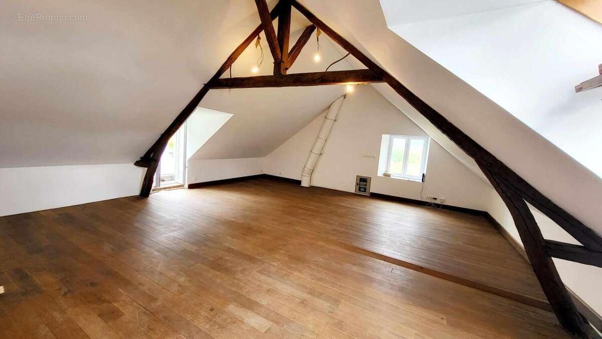 Photo 9 - Maison à VILLERS-COTTERETS