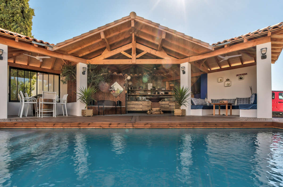 Maison à CASTELMAUROU