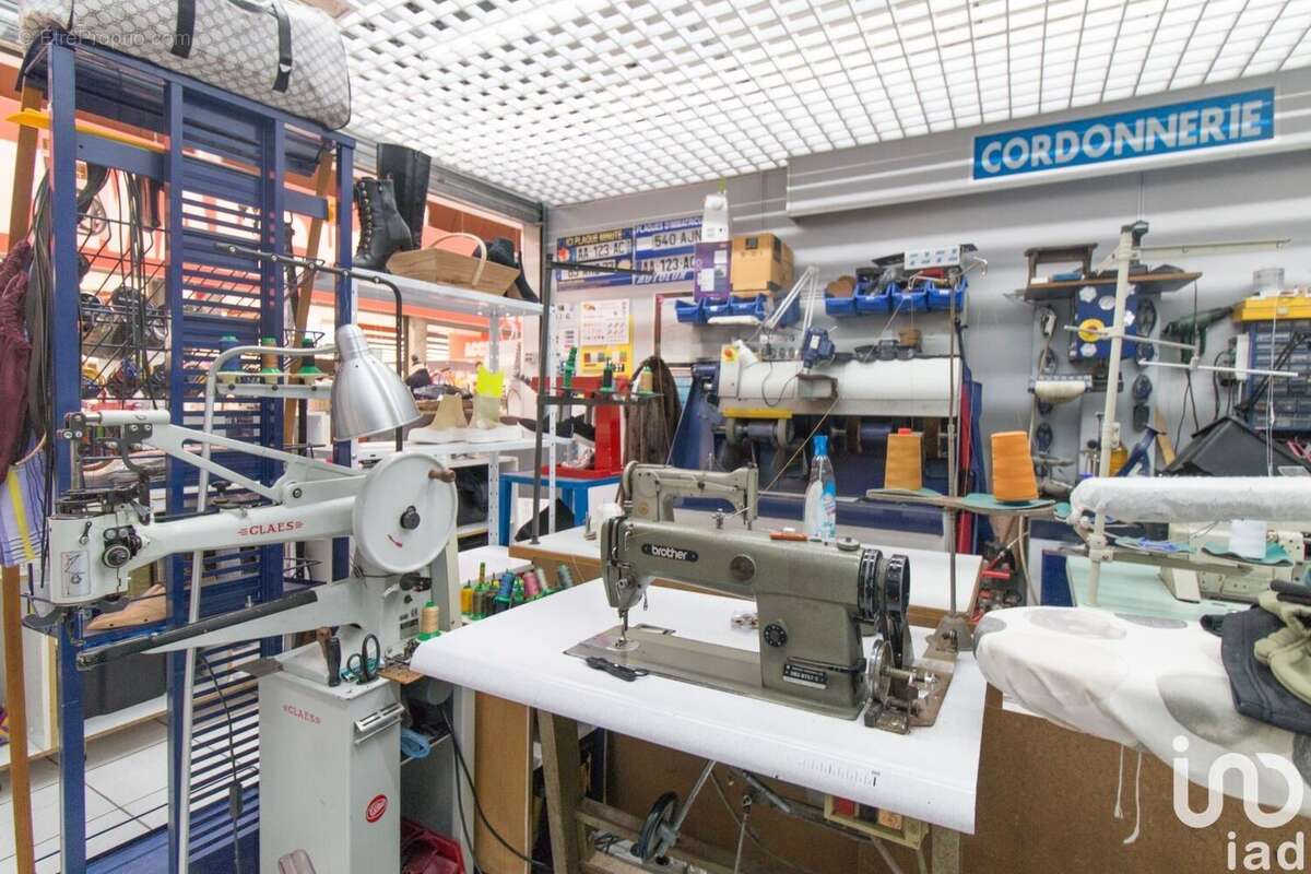 Photo 3 - Commerce à OTHIS