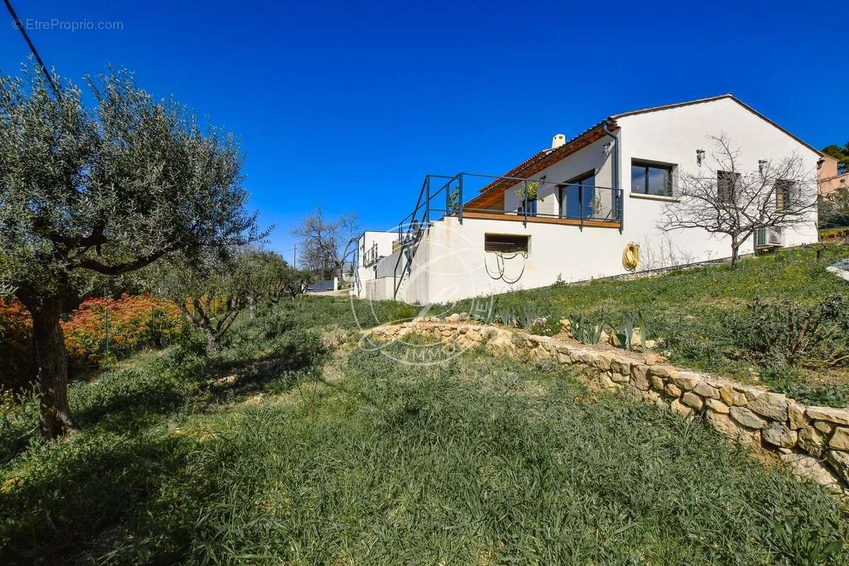 Maison à DRAGUIGNAN