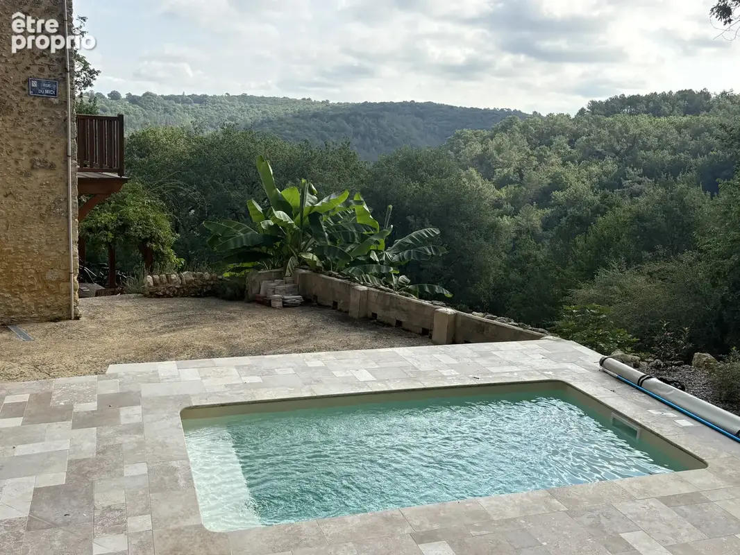 Périgord noir   maison de caractère avec piscine, 4 terrasses et vue remarquable - photo 2