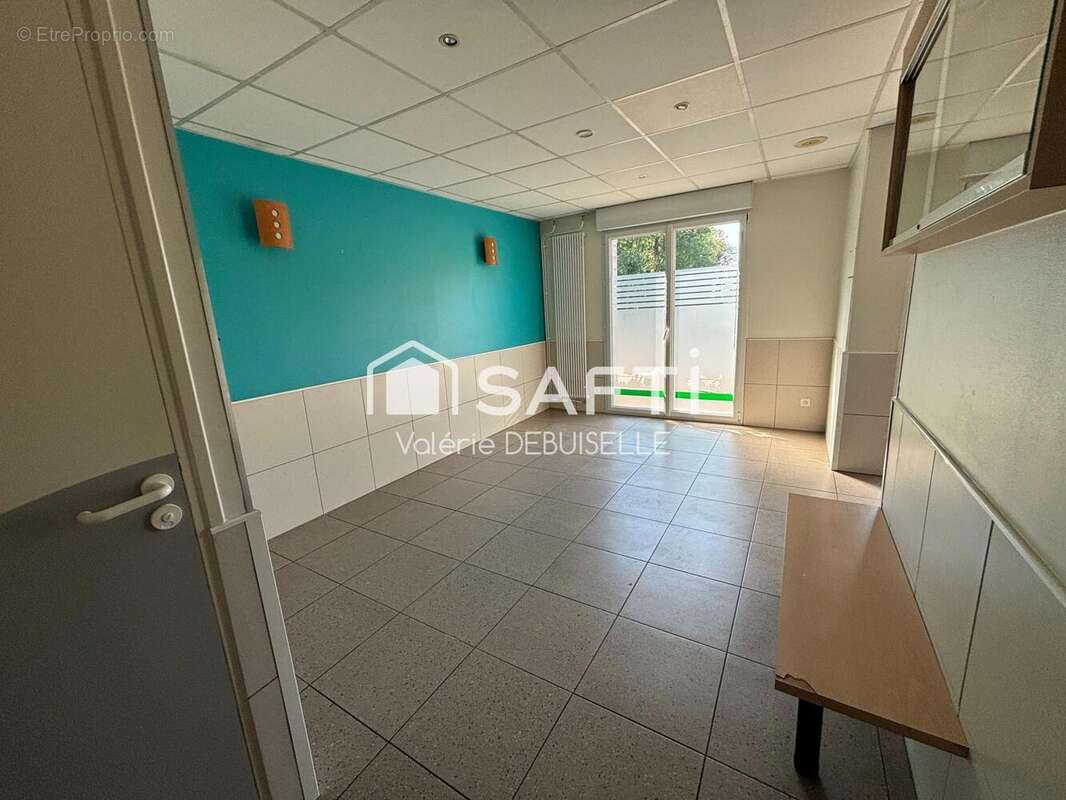 Photo 8