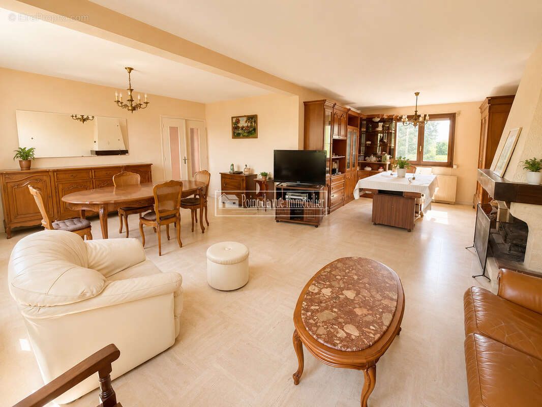 Maison à SAVIGNY-SUR-ORGE
