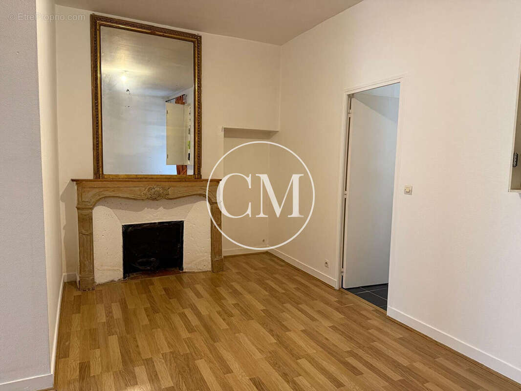 Appartement à VERSAILLES
