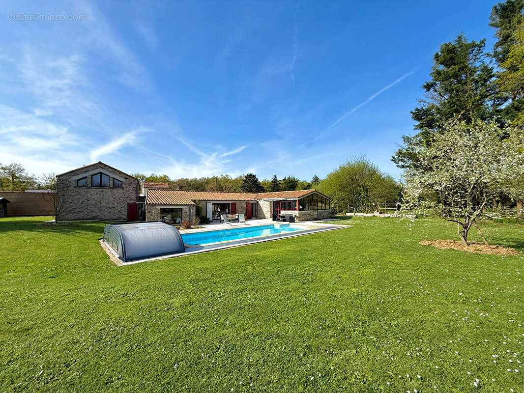 Maison à CHATEAU-THEBAUD