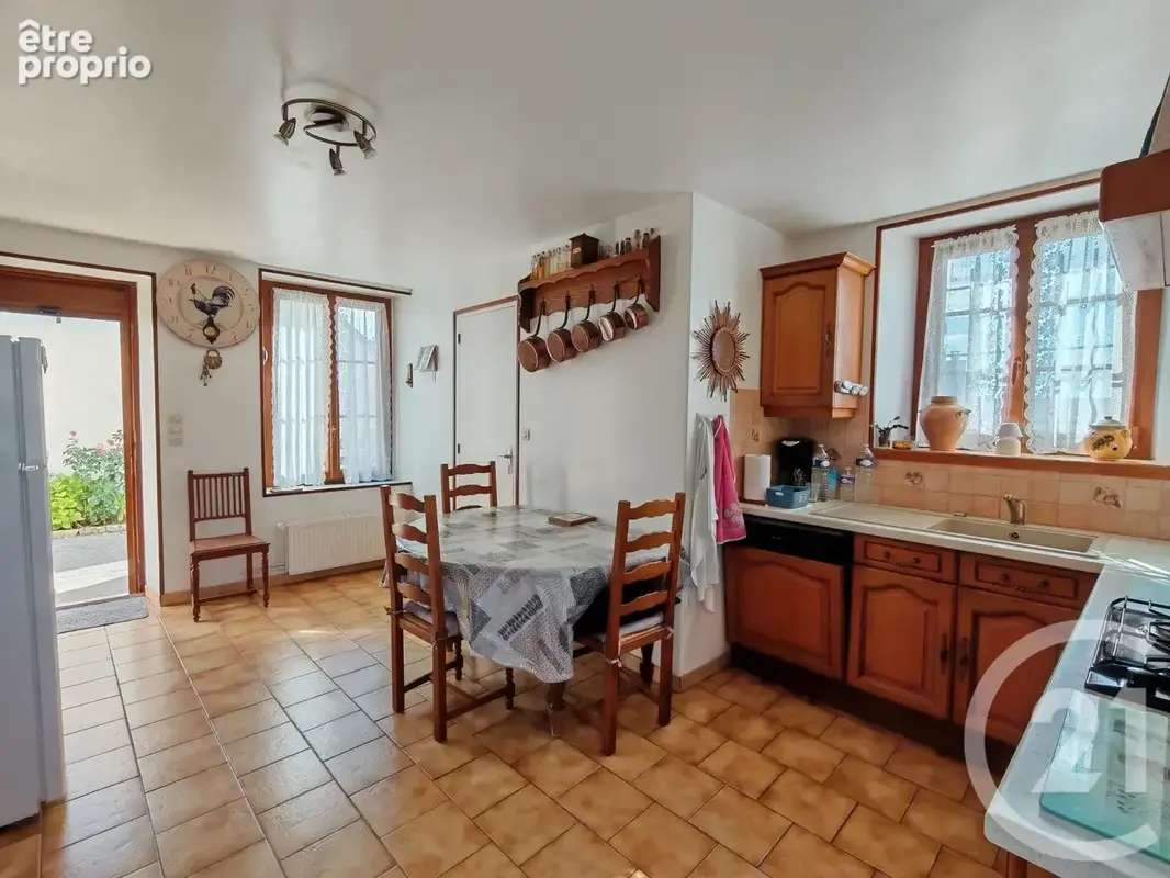 Maison 4 pièces 115 m² à vendre à Chaumont-En-Vexin (60240) - photo 3