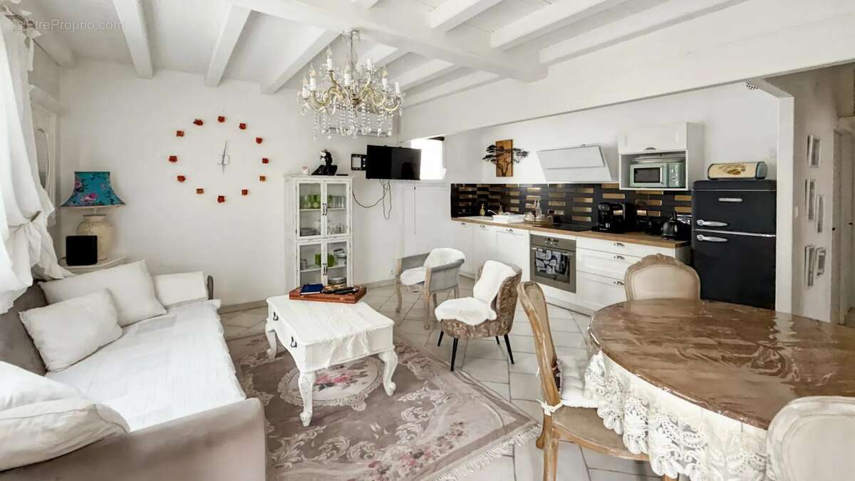 Maison à LE CHATEAU-D'OLERON