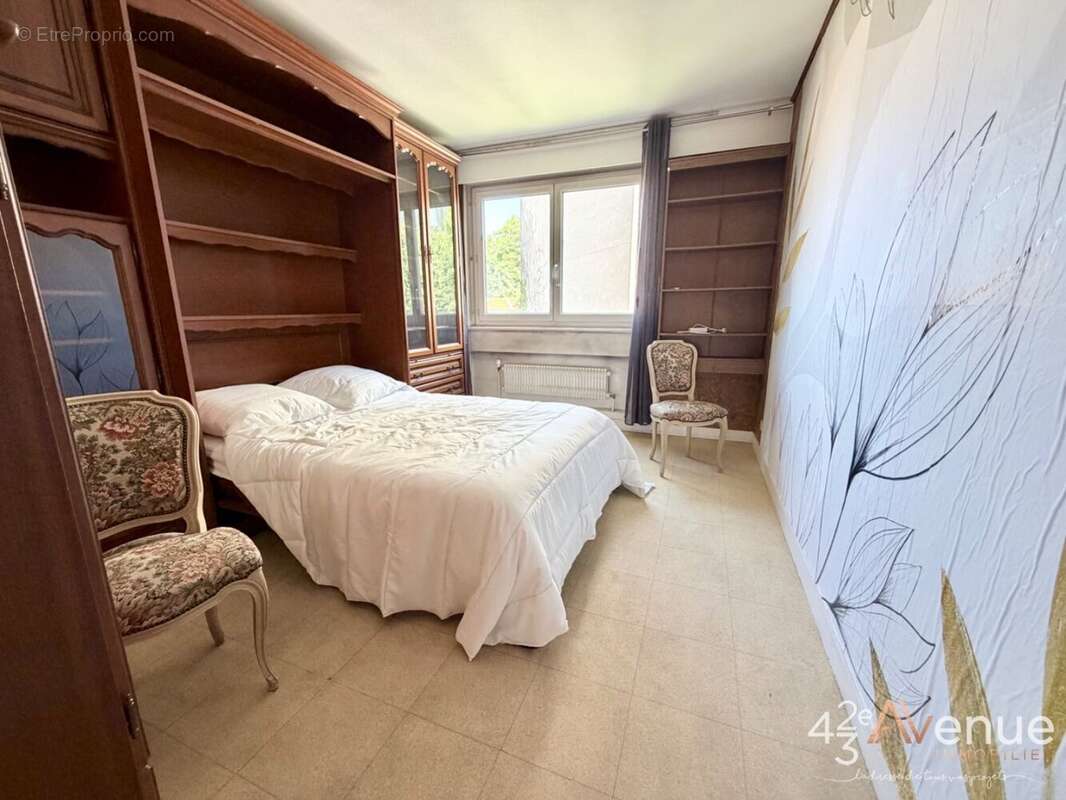 Appartement à SAINT-ETIENNE