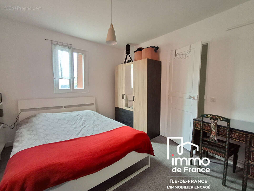Maison à FRENEUSE