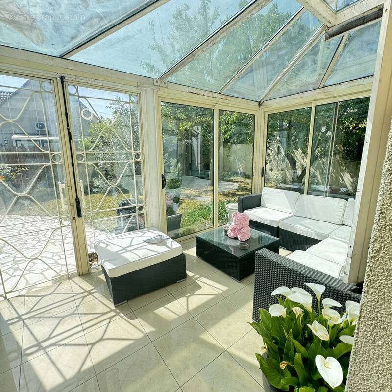 Maison à MONTIGNY-LES-CORMEILLES