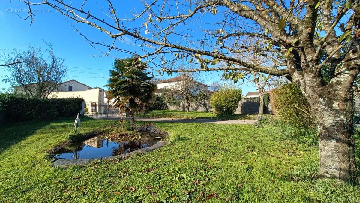 Maison à MIGNE-AUXANCES