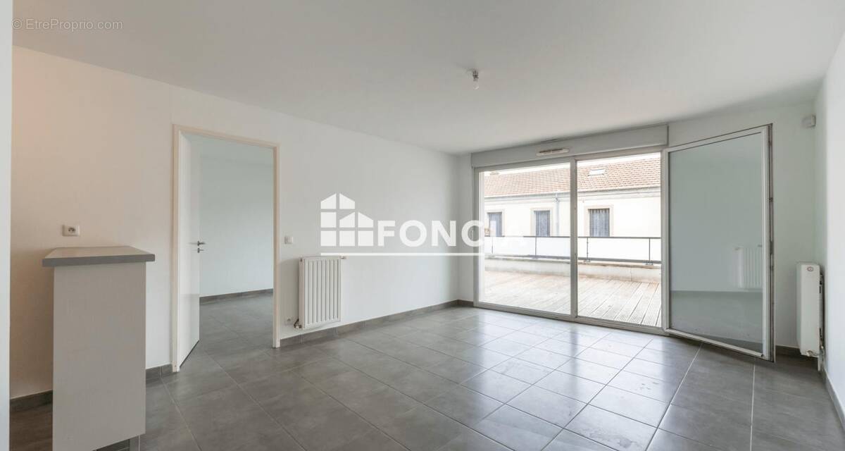 Appartement à LE BOURGET