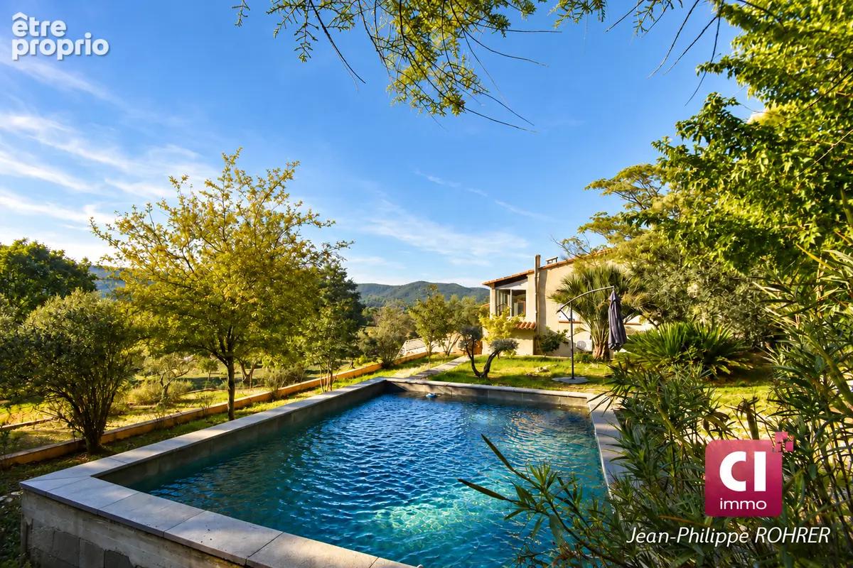 Photo Maison à Besse-Sur-Issole au prix de 379 900€