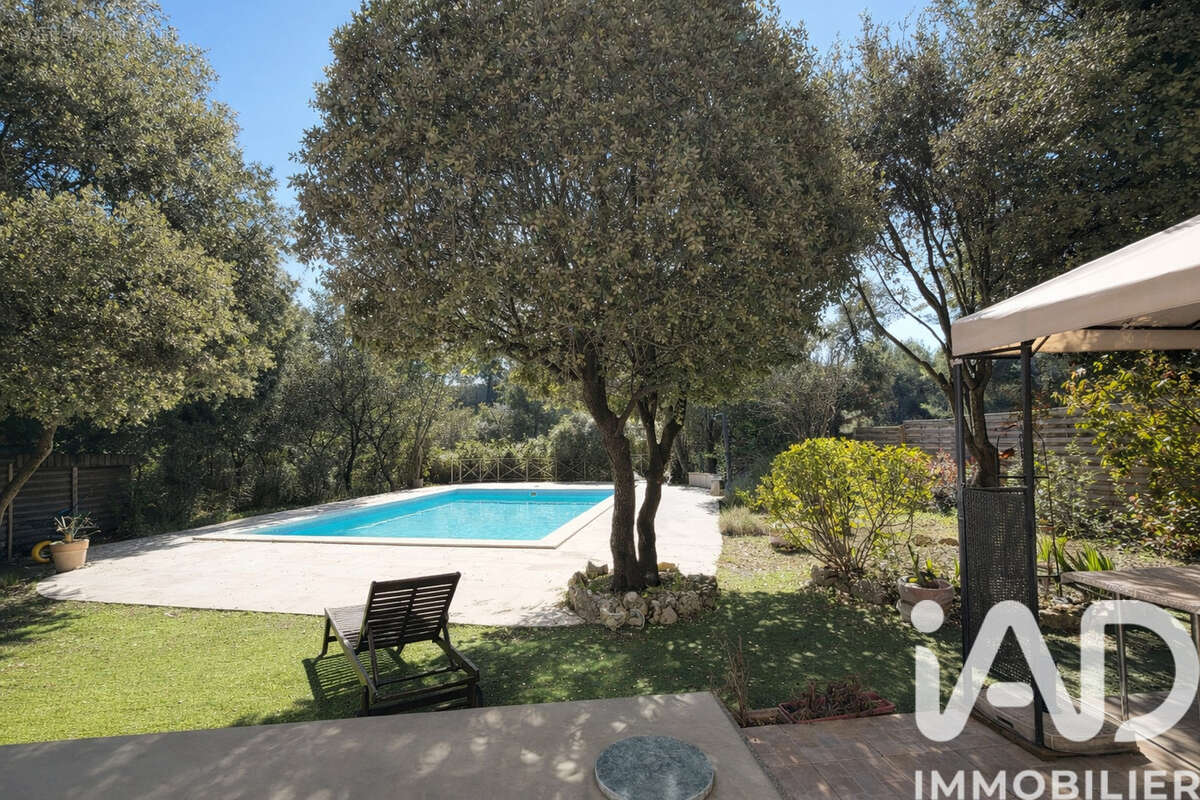 Photo 4 - Maison à PEYROLLES-EN-PROVENCE