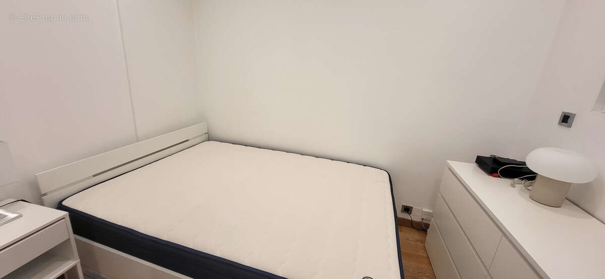 Appartement à VILLENEUVE-LOUBET