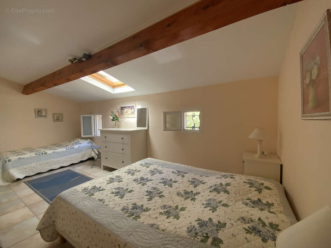 Villa avec piscine à 4 km d' Uzès. - photo 11