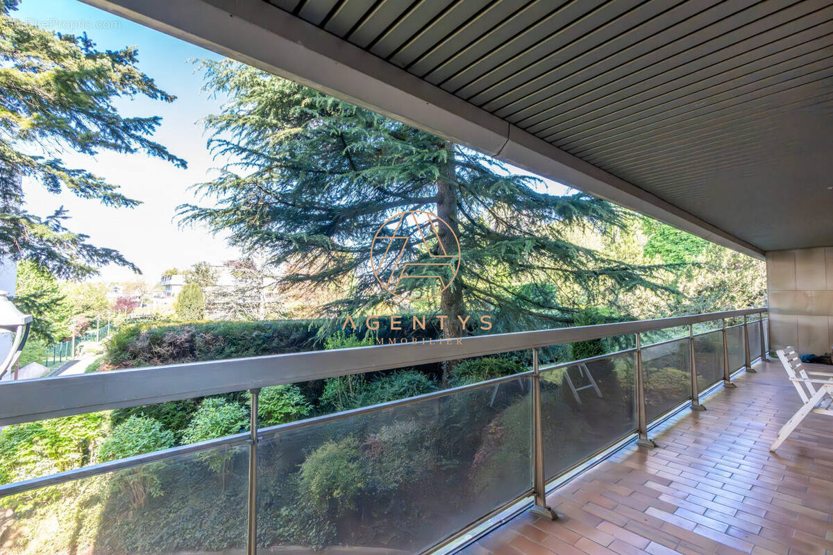 Appartement à BRY-SUR-MARNE